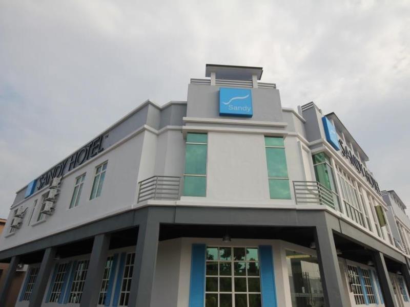 Sandy Hotel 