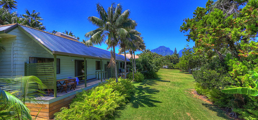  Leanda-Lei Apartments 