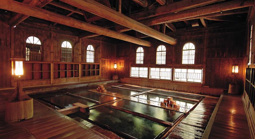 Houshi Onsen Chojukan 法師温泉 長寿館