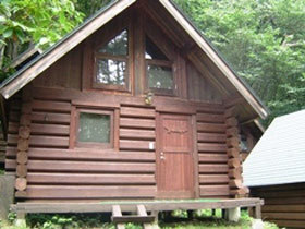 Log Cottage Sakura 樱花旅馆 