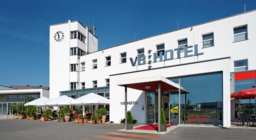 V8 Hotel Motorworld Region Stuttgart 