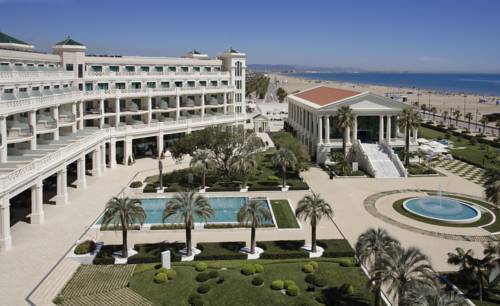 Las Arenas Balneario Resort 