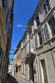 这家酒店的很难找啊，GPS把我们导进小巷我们都不敢相信，结果发现导航还是很值得信赖的