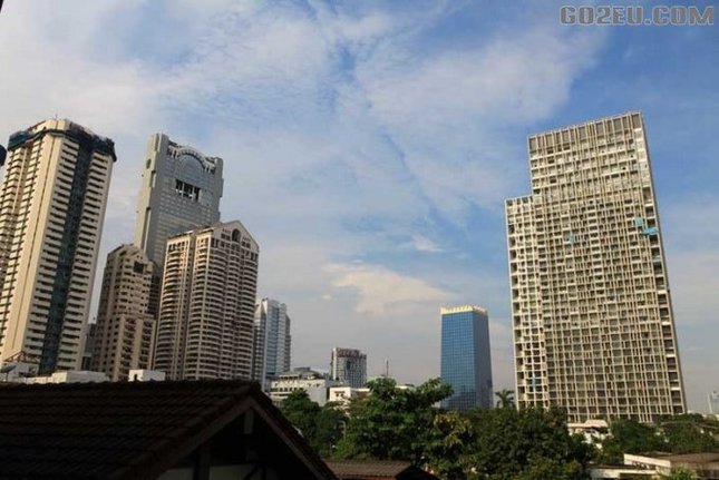 酒店阳台外的景致