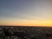 酒店窗外的夕阳，现在是晚上9点半